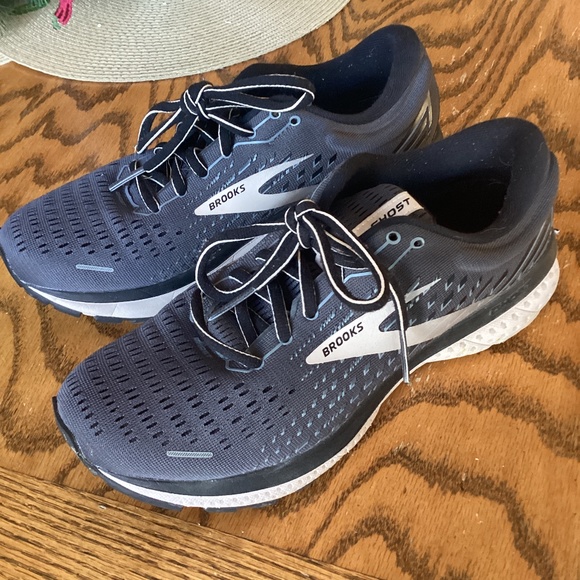 Brooks Shoes - Brooks Ghost 13 Gray Pearl Hushed Violet Running Walking Shoes Women 8 *Small Kn